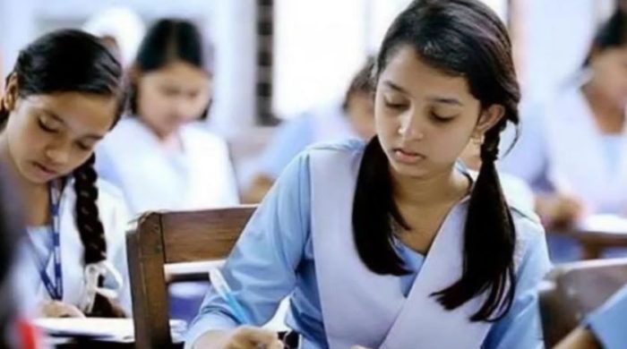 সারাদেশে আজ একযোগে শুরু হচ্ছে ২০২৫ সালের মাধ্যমিক স্কুল সার্টিফিকেট (এসএসসি) ও সমমানের পরীক্ষা।