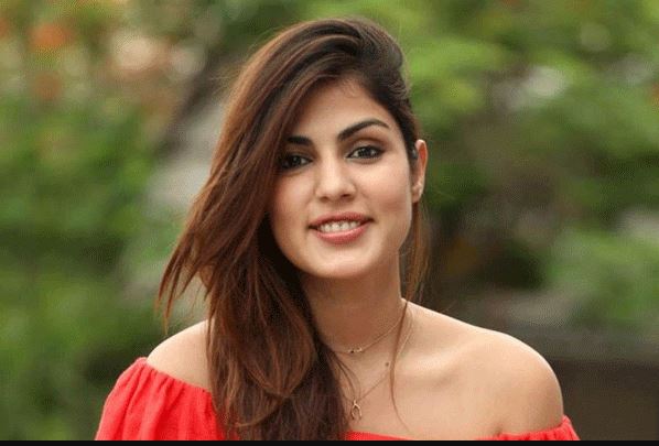 রিয়া চক্রবর্তী