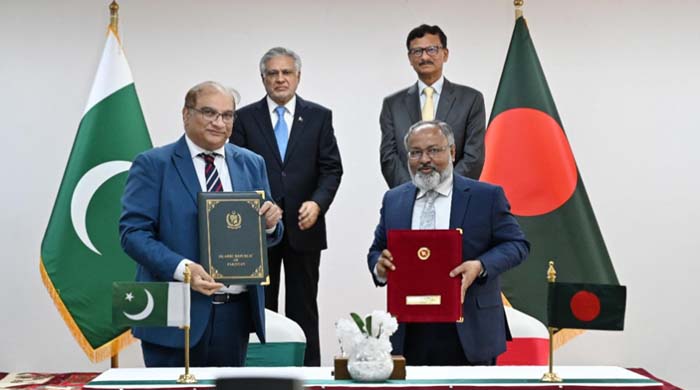 বাংলাদেশ-পাকিস্তান বৈঠক: চুক্তি ও ৫ সমঝোতা স্মারক সই