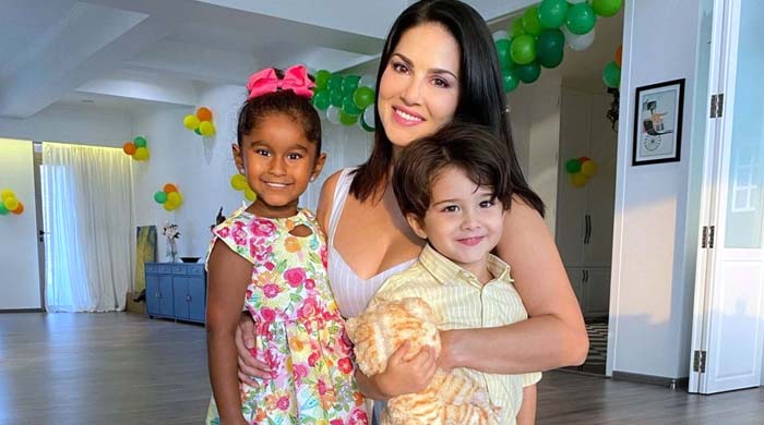 সানি লিওন সন্তান: দত্তক ও সারোগেসির মাধ্যমে তিন সন্তানের মা