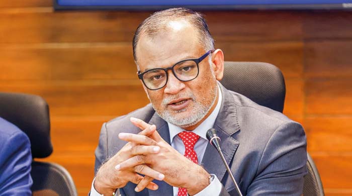 কর ফাঁকি রোধ ও ব্যবসায় দক্ষতা বৃদ্ধিতে পদক্ষেপ নিচ্ছে সরকার