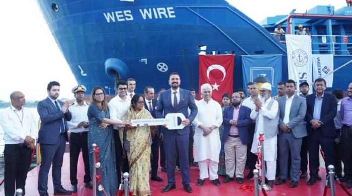 জাহাজ নির্মাণ খাতকে এগিয়ে নিতে শিগগিরই আইন করা হবে: আদিলুর রহমান খান