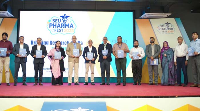 সাউথইস্ট ইউনিভার্সিটিতে ফার্মা ফেস্ট ২০২৫: ৭০০ শিক্ষার্থীর অংশগ্রহণ