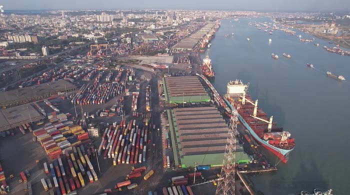 চট্টগ্রাম বন্দরের শুল্ক বৃদ্ধি এক মাসের জন্য স্থগিত