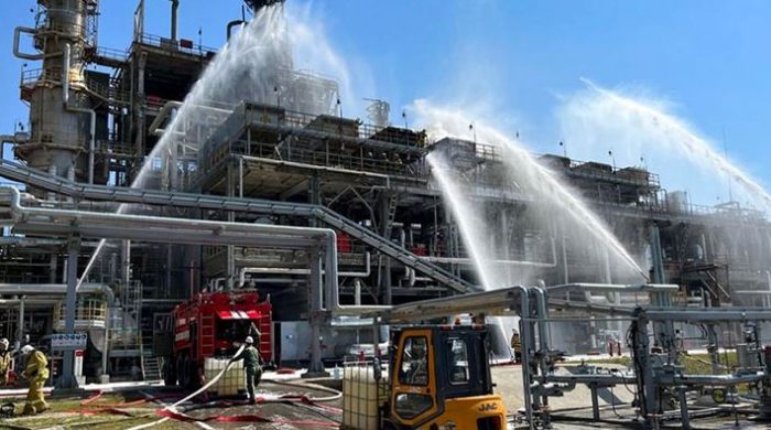 রাশিয়ার তেল শোধনাগারে ইউক্রেনের ড্রোন হামলা